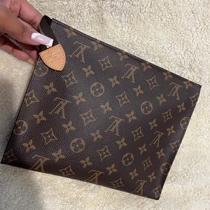 louis vuitton toilet 26